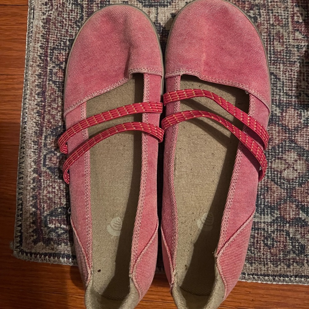Mary Jane pink/red shoes